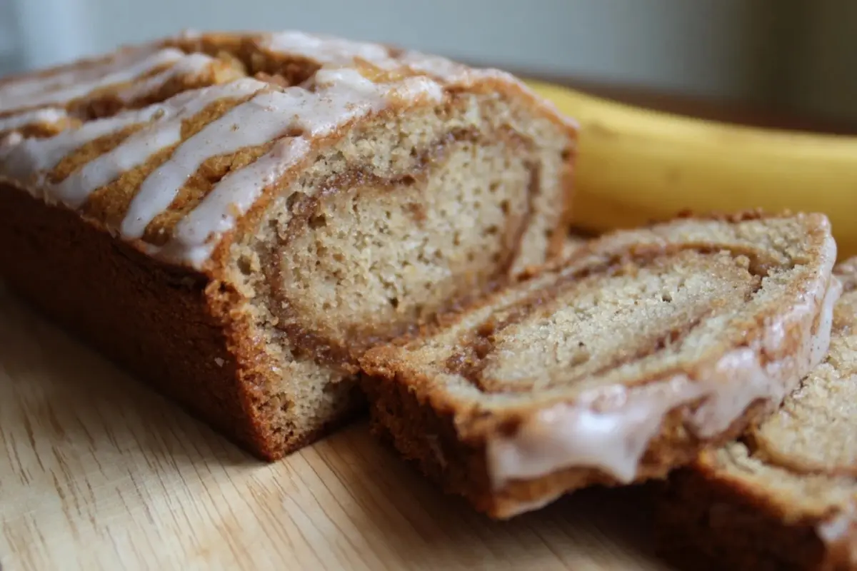 Homemade-Cinnamon-Swirl-Banana-Bread